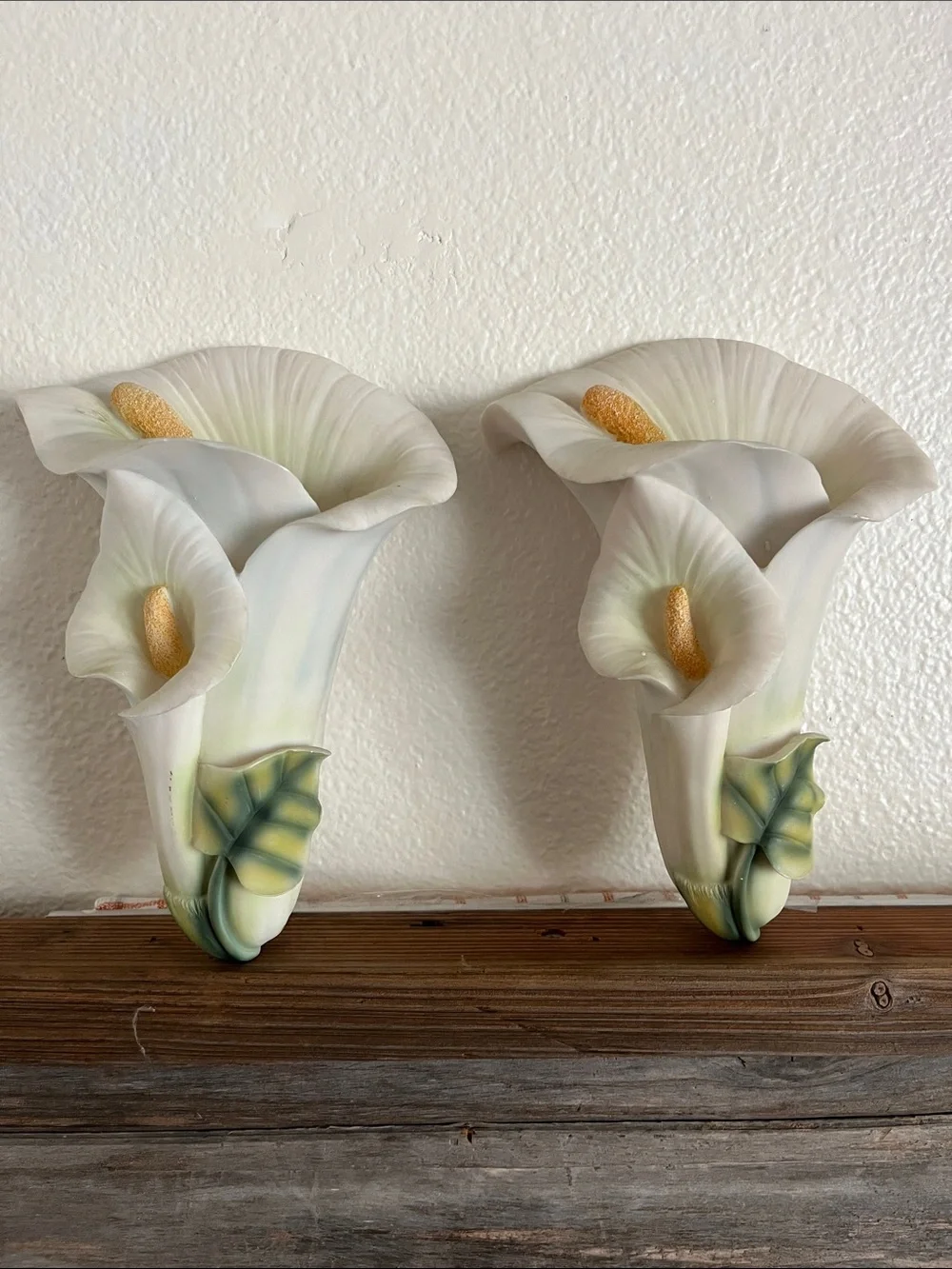 VINTAGE Ibis & Orchid: Calla Lily Wall Pocket Vase / Planters
